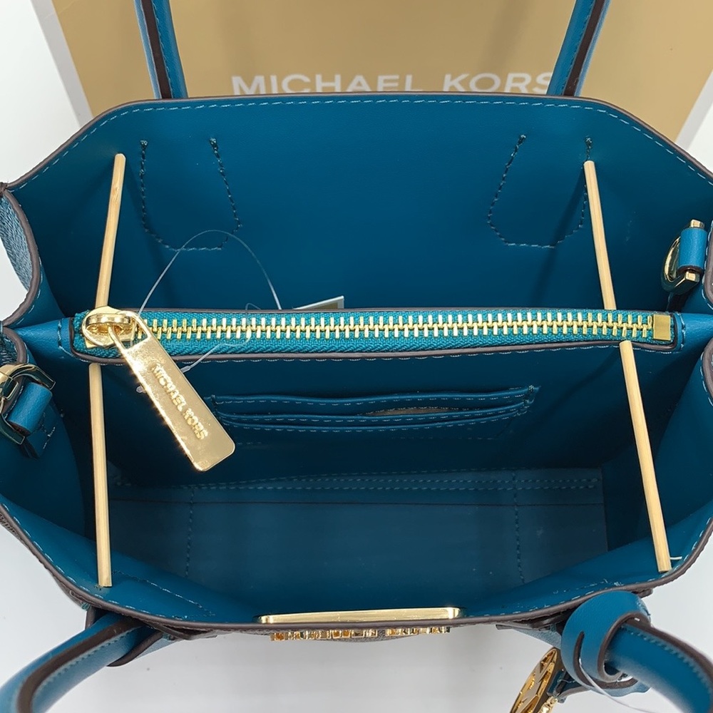 MICHAEL KORS MERCER MEDIUM MESSENGER CROSSBODY BAG & MEDIUM ZIP AROUND W… - Picture 7 of 16